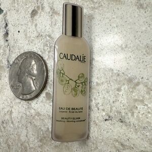 Pretty Decorative Caudalie push pin‎